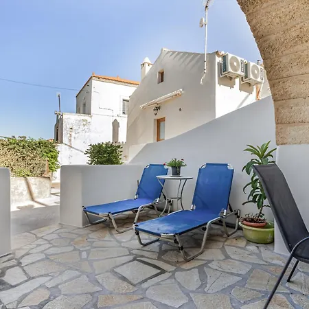 Angel's 1 * Potamos (Kythira)